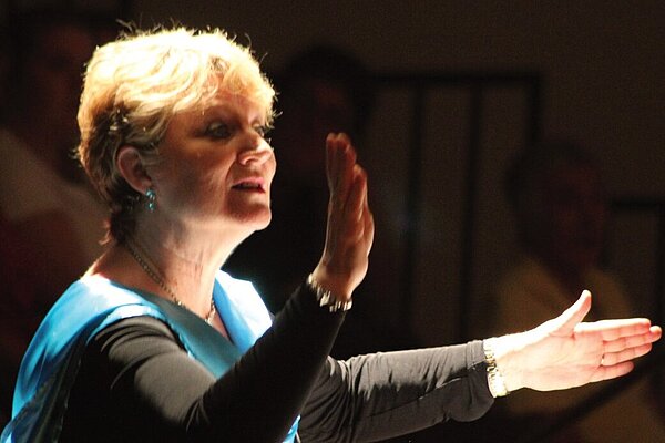 Yvonne conducting